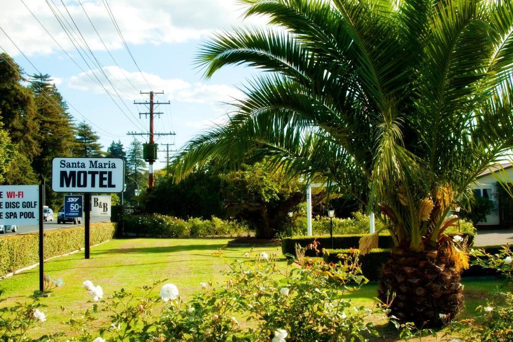 Santa Maria Motel Роторуа Екстериор снимка