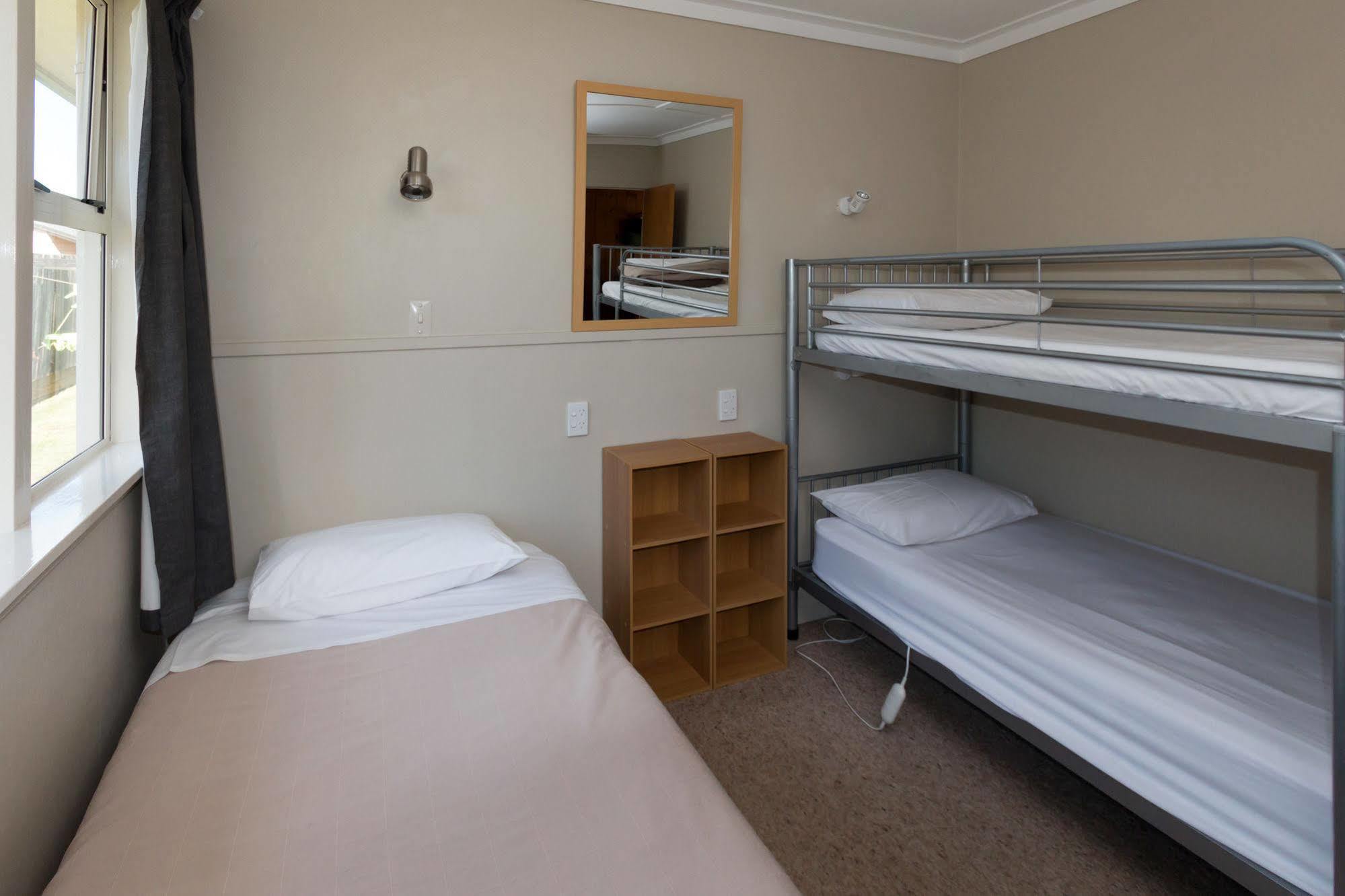 Santa Maria Motel Роторуа Екстериор снимка